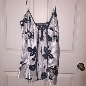 victoria secrets Lingerie